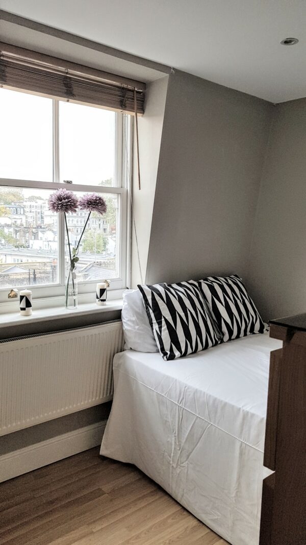 Studio 13@4 Colville Terrace W11 2BE (Council tax band A ) 2 bedroom Flat Price £2450p/m - Image 6