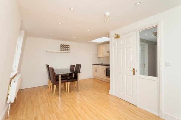 Studio 13@4 Colville Terrace W11 2BE (Council tax band A ) 2 bedroom Flat Price £2450p/m - Image 12
