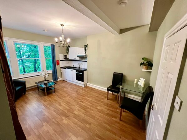 Second Floor Flat Front Bedfroom @49 Elsham Road W14 8HD One bedroom flat £1650p/m