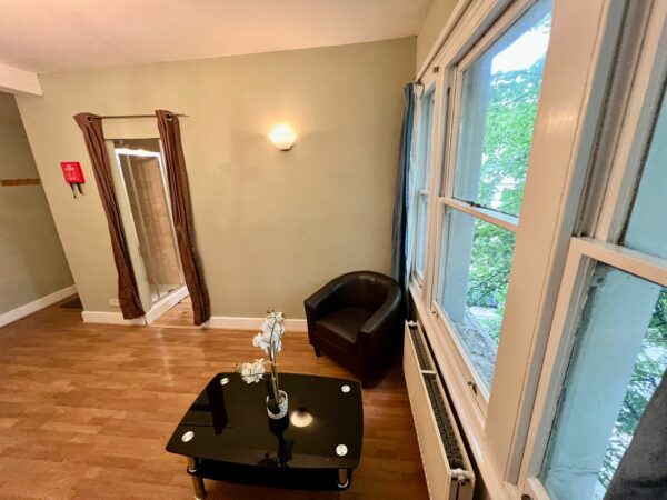 Second Floor Flat Front Bedfroom @49 Elsham Road W14 8HD One bedroom flat £1650p/m - Image 19