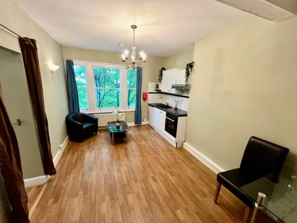 Second Floor Flat Front Bedfroom @49 Elsham Road W14 8HD One bedroom flat £1650p/m - Image 20