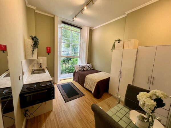 Studio 8@59 Prince’s Square W2 4PX (Council tax band A) Double self-contained studio with balcony Price £1360p/m - Image 2