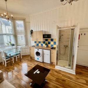 Flat 5@35 Matheson Road W14 8SN (meeting at 45 Matheson Road) One bedroom flat (2 showers +shared toilet)	 £1400pm